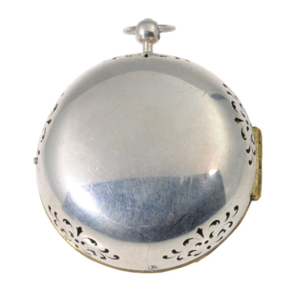 French silver one-handed verge oignon watch with alarm Circa 1680 French silver one-handed verge oignon watch with alarm Circa 1680