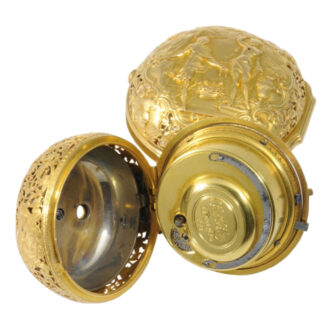 English gold pair-cased repeating repoussé verge Circa 1720 English gold pair-cased repeating repoussé verge Circa 1720