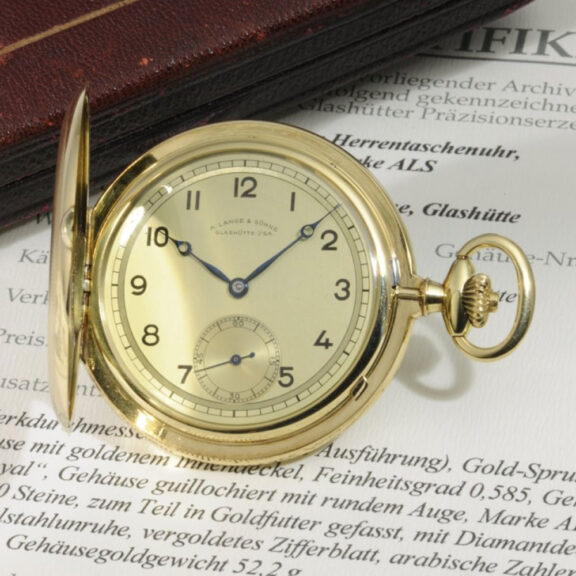 German gold hunting cased quality 1A lever watch Circa 1940 German gold hunting cased quality 1A lever watch Circa 1940