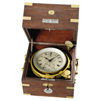 Rare Swiss chronometer with eight days power reserve Circa 1950