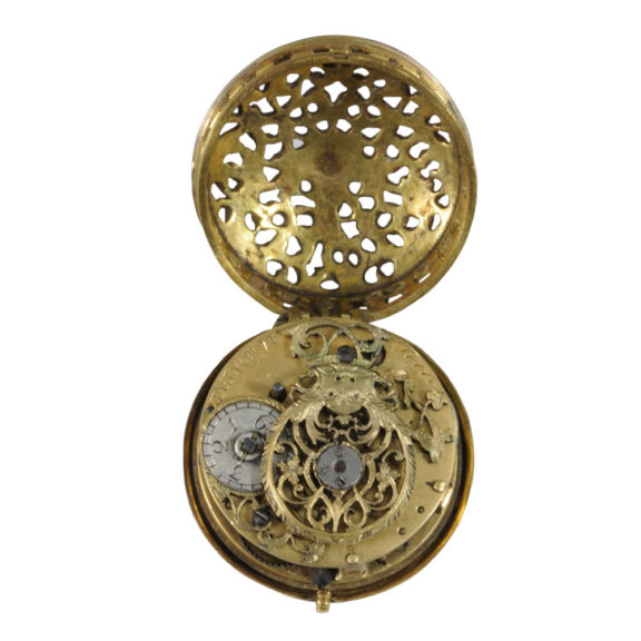 Small Swiss gilt-brass verge watch with sundial Circa 1650/1740 Small Swiss gilt-brass verge watch with sundial Circa 1650/1740