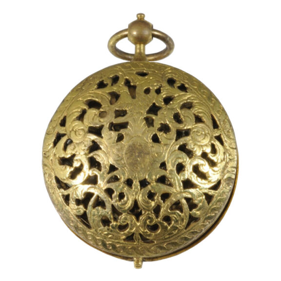 Small Swiss gilt-brass verge watch with sundial Circa 1650/1740 Small Swiss gilt-brass verge watch with sundial Circa 1650/1740