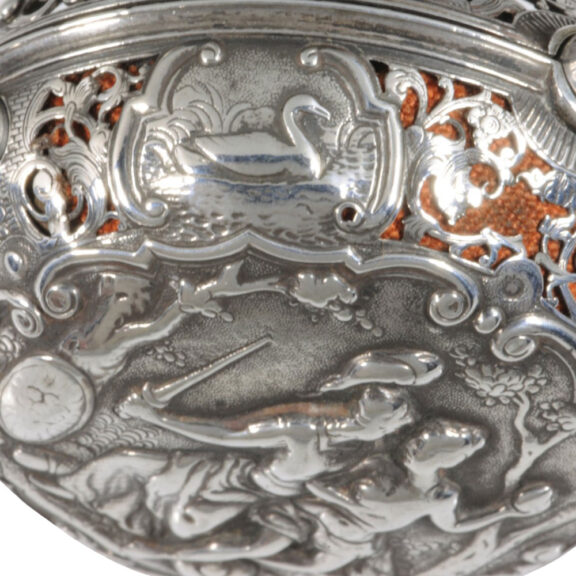 Swiss silver pair-cased repeating repoussé verge watch Circa 1700 Swiss silver pair-cased repeating repoussé verge watch Circa 1700