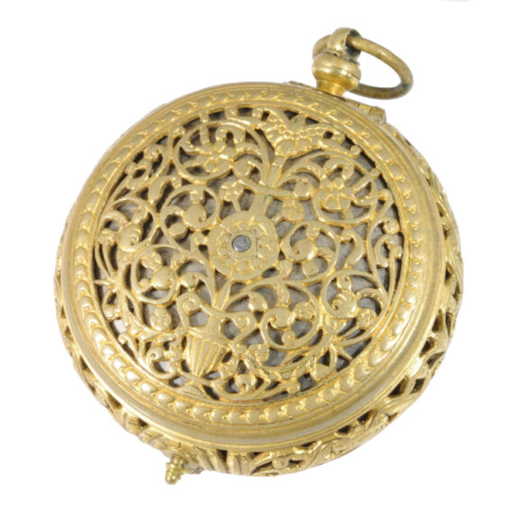 German fire gilt one-handed pendant watch with self-strike Circa 1600 German fire gilt one-handed pendant watch with self-strike Circa 1600