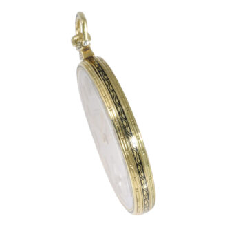 Thin Swiss 18K gold and enamel Art Deco lever watch Circa 1921
