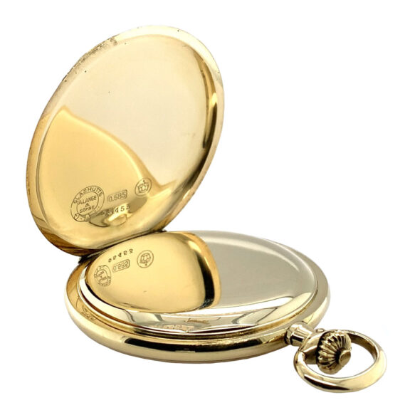 German 14K gold hunting cased lever pocket watch Circa 1939 German 14K gold hunting cased lever pocket watch Circa 1939
