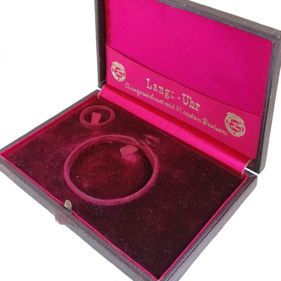 German 14K gold hunting cased lever pocket watch Circa 1939 German 14K gold hunting cased lever pocket watch Circa 1939
