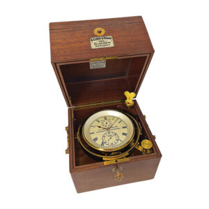 High-quality German deck chronometer with 56h power reserve Circa 1942