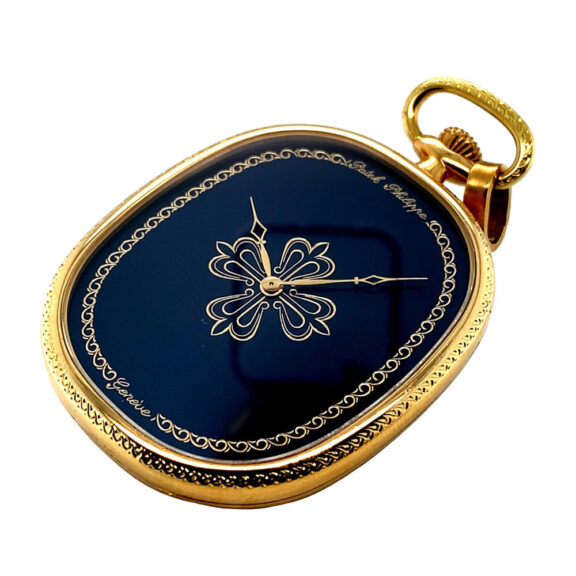 Extremely rare Swiss 18K gold oval pendant watch Circa 1985 Extremely rare Swiss 18K gold oval pendant watch Circa 1985