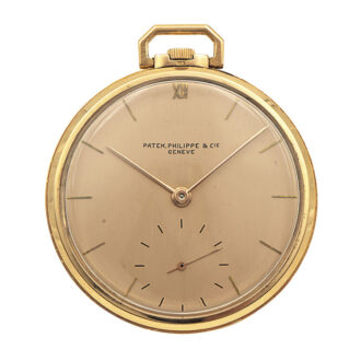 Ultra-thin Swiss 18K rose gold lever dress watch Circa 1944