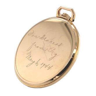 Ultra-thin Swiss 18K rose gold lever dress watch Circa 1944