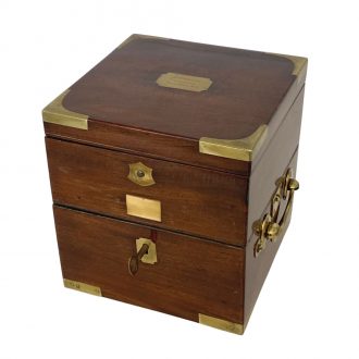Small English deck chronometer with 56h power reserve Circa 1850 Small English deck chronometer with 56h power reserve Circa 1850