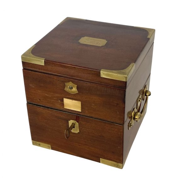 Small English deck chronometer with 56h power reserve Circa 1850 Small English deck chronometer with 56h power reserve Circa 1850