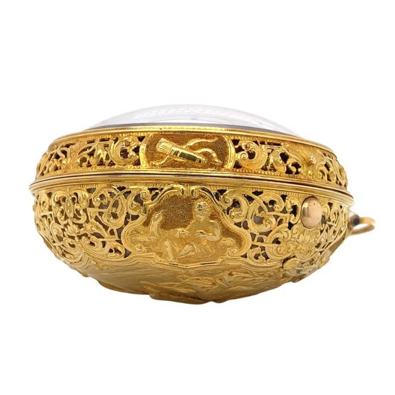 vEnglish gold pair-cased quarter repeating verge watch Circa 1696 English gold pair-cased quarter repeating verge watch Circa 1696