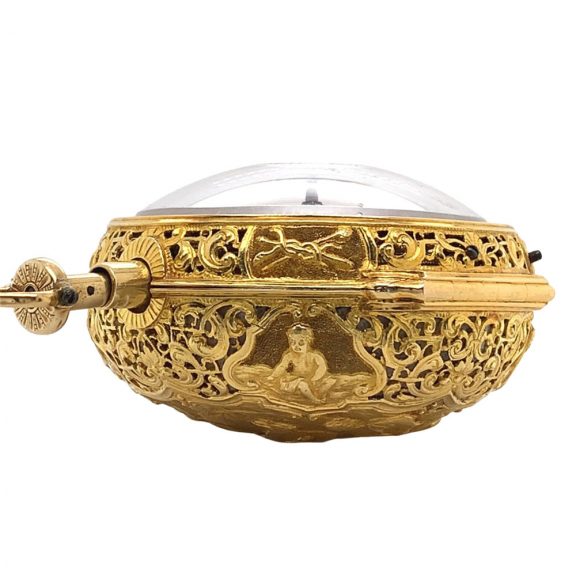 English gold pair-cased quarter repeating verge watch Circa 1696 English gold pair-cased quarter repeating verge watch Circa 1696