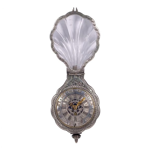 Dutch silver and rock crystal shell-shaped pendant watch Circa 1700