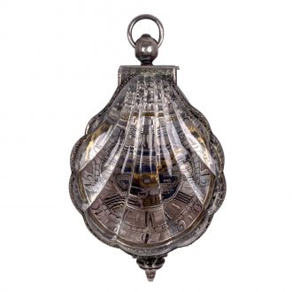 Dutch silver and rock crystal shell-shaped pendant watch Circa 1700