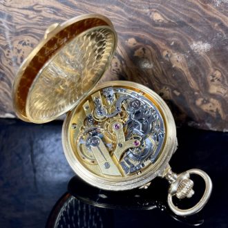 Swiss gold chronograph with 30 minute counter Circa 1910
