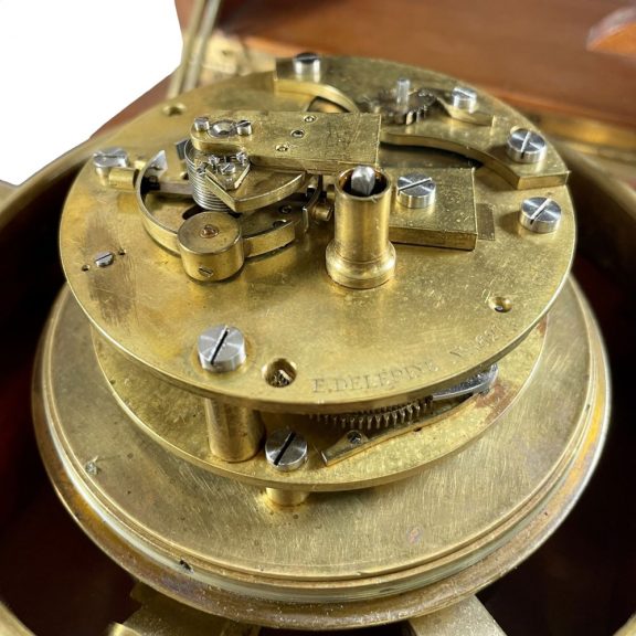 French deck chronometer with 49h power reserve Circa 1880 French deck chronometer with 49h power reserve Circa 1880