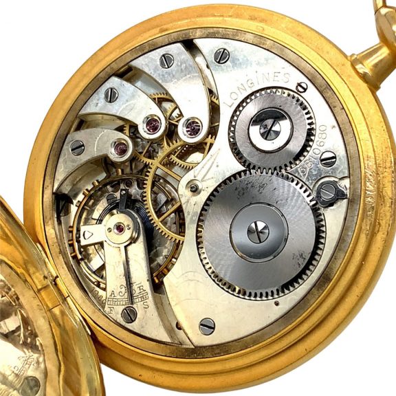 Swiss 18K gold hunting cased lever with 24h dial Circa 1945 Swiss 18K gold hunting cased lever with 24h dial Circa 1945