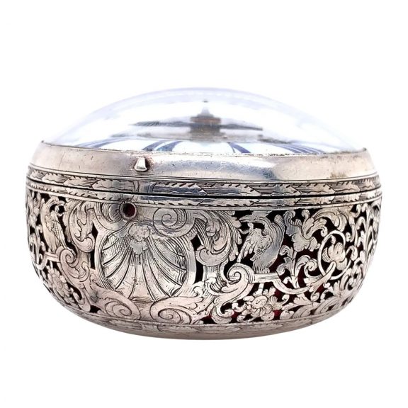Rare French silver verge oignon watch with alarm Circa 1690 Rare French silver verge oignon watch with alarm Circa 1690