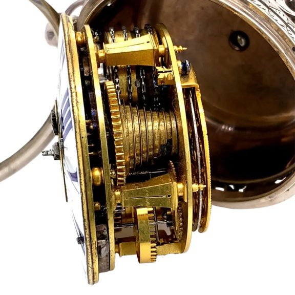 French silver Louis XIV verge oignon watch with alarm Circa 1690 French silver Louis XIV verge oignon watch with alarm Circa 1690