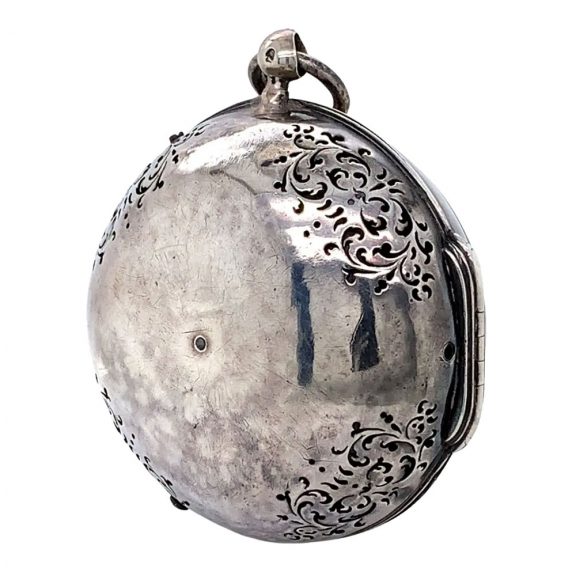 French silver Louis XIV verge oignon watch with alarm Circa 1700 French silver Louis XIV verge oignon watch with alarm Circa 1700