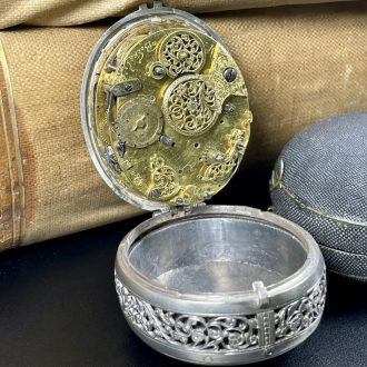 Historically important Dutch oval watch with alarm Circa 1640