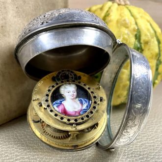 Rare Swiss silver quarter repeating verge oignon watch Circa 1710