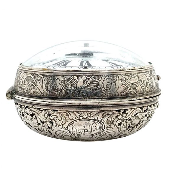 Rare Swiss silver quarter repeating verge oignon watch Circa 1710 Rare Swiss silver quarter repeating verge oignon watch Circa 1710