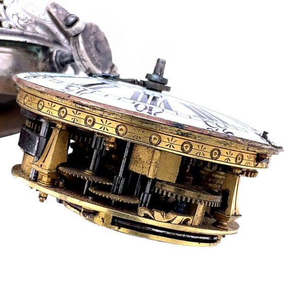 Rare Swiss silver quarter repeating verge oignon watch Circa 1710 Rare Swiss silver quarter repeating verge oignon watch Circa 1710