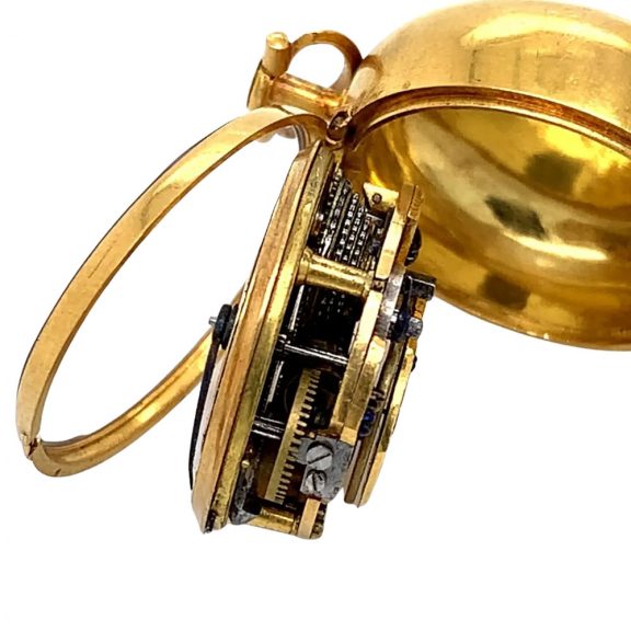 Extremely rare Japanese 18K gold pair cased verge Circa 1760 Extremely rare Japanese 18K gold pair cased verge Circa 1760