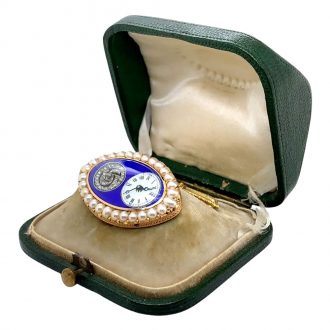 Swiss decorative navette shaped cylinder ring watch Circa 1820