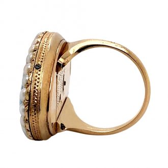 Swiss decorative navette shaped cylinder ring watch Circa 1820
