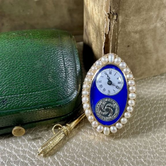 Swiss decorative navette shaped cylinder ring watch Circa 1820 Swiss decorative navette shaped cylinder ring watch Circa 1820