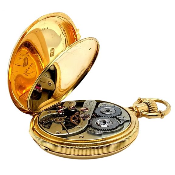 Swiss 18K gold hunting cased lever pocket watch Circa 1880 Swiss 18K gold hunting cased lever pocket watch Circa 1880