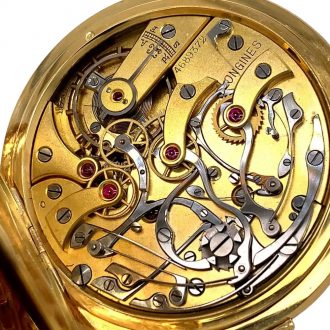 Swiss 18K gold hunting cased lever chronograph Circa 1945 Swiss 18K gold hunting cased lever chronograph Circa 1945
