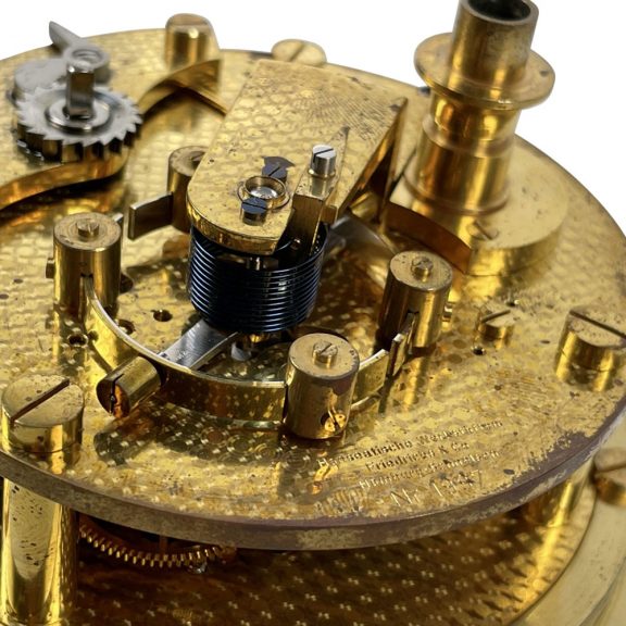 Rare German deck chronometer with 56h power reserve Circa 1940 Rare German deck chronometer with 56h power reserve Circa 1940