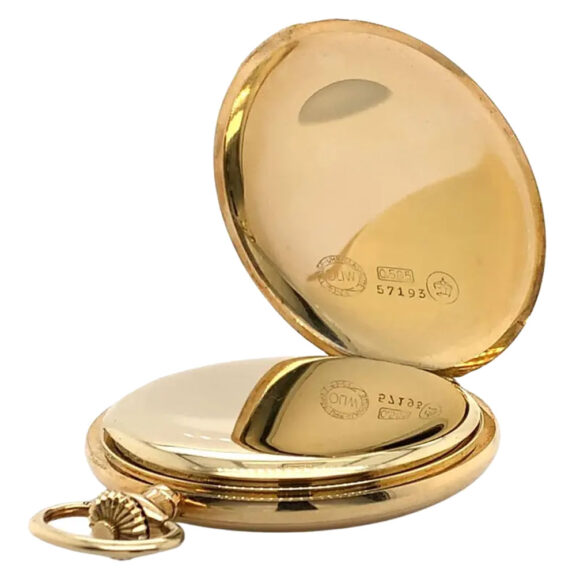 Flat German 14 carat gold hunting cased pocket watch Circa 1939 Flat German 14 carat gold hunting cased pocket watch Circa 1939