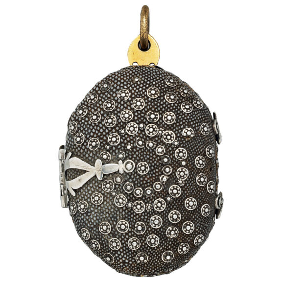English rock crystal octagonal pendant watch Circa 1640-1650 English rock crystal octagonal pendant watch Circa 1640-1650