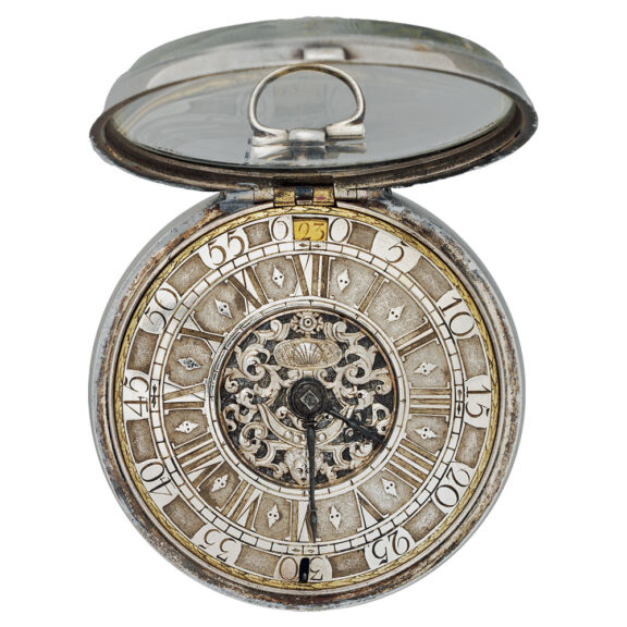 English silver calendar watch with champlevé dial Circa 1725-1750 English silver calendar watch with champlevé dial Circa 1725-1750