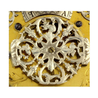 French gilt open faced repoussé oignon watch Circa 1700