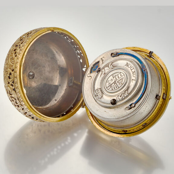 Gold half quarter repeating verge Circa 1720 Gold half quarter repeating verge Circa 1720