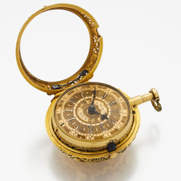 Gold half quarter repeating verge pocket watch Circa 1700 Gold half quarter repeating verge pocket watch Circa 1700