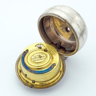 Dutch fine silver quarter repeating verge watch Circa 1720