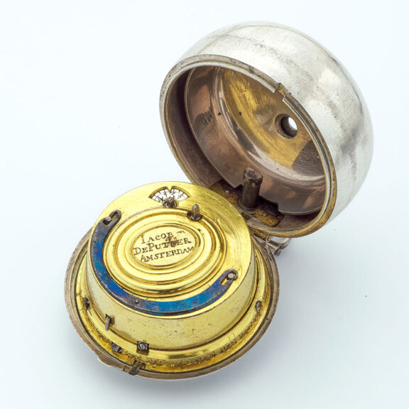 Dutch fine silver quarter repeating verge watch Circa 1720 Dutch fine silver quarter repeating verge watch Circa 1720