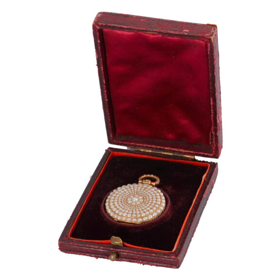 Rare Chinese market Swiss cylinder in pearl set gold case Circa 1860 Rare Chinese market Swiss cylinder in pearl set gold case Circa 1860