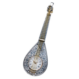 Swiss silver niëllo cylinder in the form of a lute Circa 1880 Swiss silver niëllo cylinder in the form of a lute Circa 1880