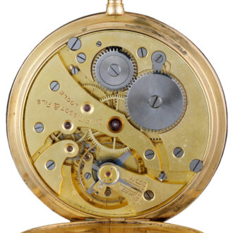 Slim Swiss lever pocket watch in gold full hunter case Circa 1930 Slim Swiss lever pocket watch in gold full hunter case Circa 1930