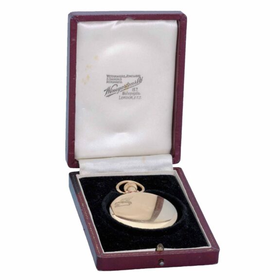 A gold Swiss full hunter in a signed presentation case Circa 1961 A gold Swiss full hunter in a signed presentation case Circa 1961
